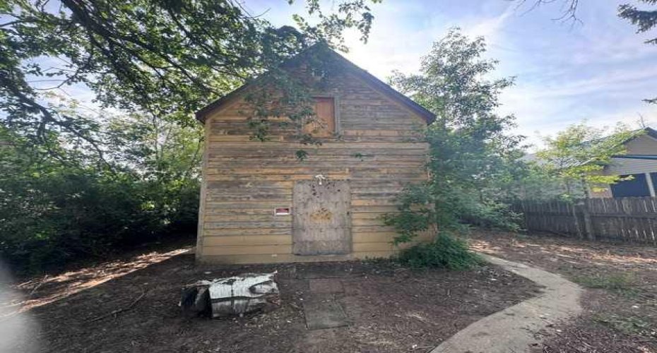 508 Centre Street, Brooks, Alberta T1R 0G3, 1 Bedroom Bedrooms, 0 ,1 BathroomBathrooms,Residential,For Sale,Centre,0,A2327605