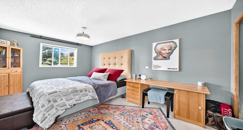 216 Hidden Spring Green, Calgary, Alberta T3A5N4, 3 Bedroom Bedrooms, 0 ,3 BathroomBathrooms,Residential,For Sale,Hidden Spring,0,A2327615