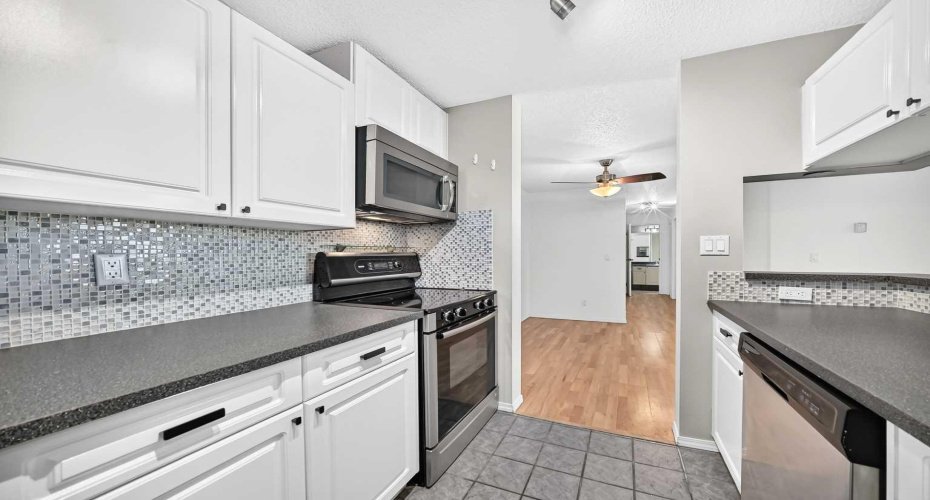 1735 11 Avenue, Calgary, Alberta t3c3c9, 2 Bedroom Bedrooms, 0 ,2 BathroomBathrooms,Residential,For Sale,11,0,A2327622