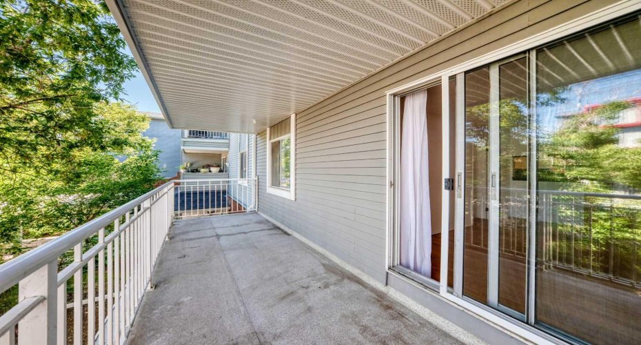 1735 11 Avenue, Calgary, Alberta t3c3c9, 2 Bedroom Bedrooms, 0 ,2 BathroomBathrooms,Residential,For Sale,11,0,A2327622