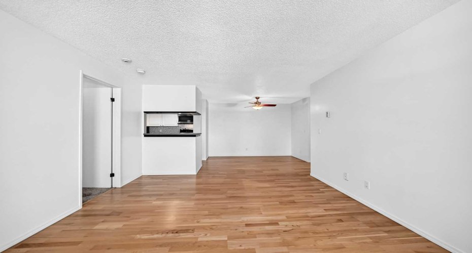 1735 11 Avenue, Calgary, Alberta t3c3c9, 2 Bedroom Bedrooms, 0 ,2 BathroomBathrooms,Residential,For Sale,11,0,A2327622
