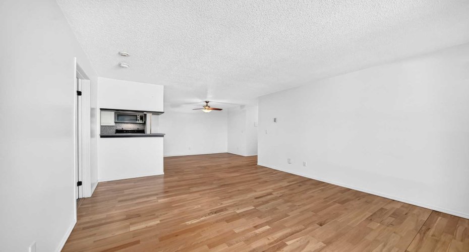 1735 11 Avenue, Calgary, Alberta t3c3c9, 2 Bedroom Bedrooms, 0 ,2 BathroomBathrooms,Residential,For Sale,11,0,A2327622