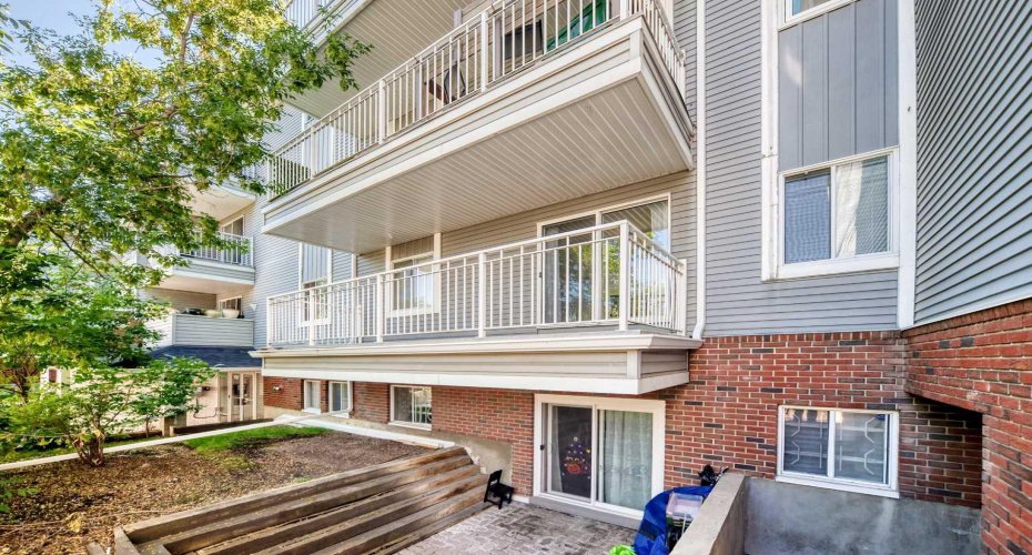 1735 11 Avenue, Calgary, Alberta t3c3c9, 2 Bedroom Bedrooms, 0 ,2 BathroomBathrooms,Residential,For Sale,11,0,A2327622