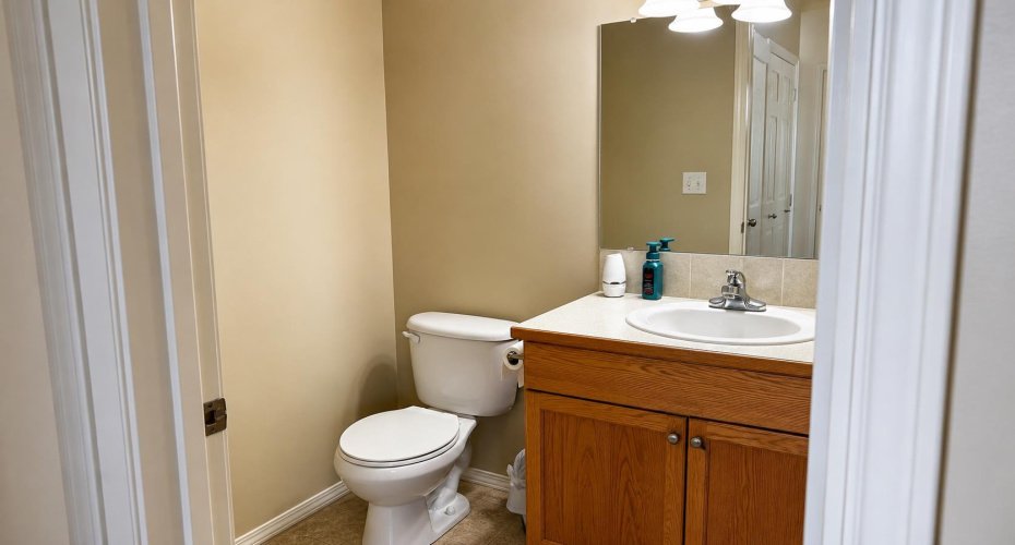 83 Lakeway Boulevard, Sylvan Lake, Alberta T4S 2P4, 3 Bedroom Bedrooms, 0 ,2 BathroomBathrooms,Residential,For Sale,Lakeway,0,A2327646