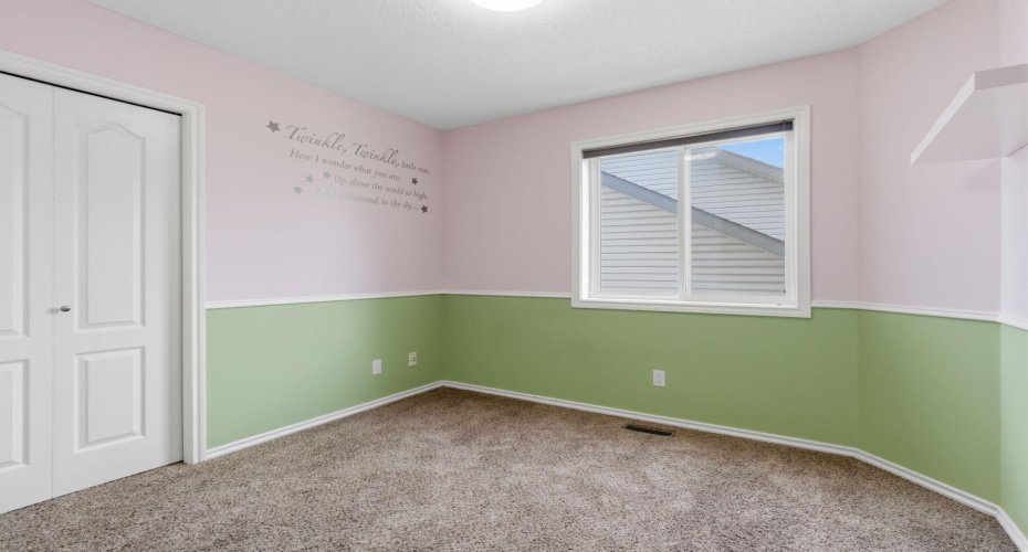 241 Somerside Close, Calgary, Alberta T2Y 4B6, 4 Bedroom Bedrooms, 0 ,4 BathroomBathrooms,Residential,For Sale,Somerside,0,A2327648