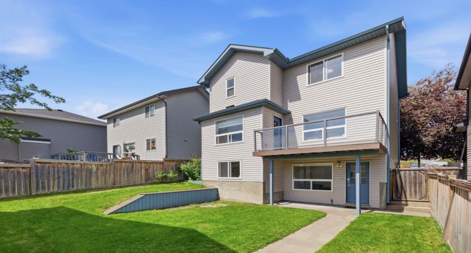 241 Somerside Close, Calgary, Alberta T2Y 4B6, 4 Bedroom Bedrooms, 0 ,4 BathroomBathrooms,Residential,For Sale,Somerside,0,A2327648
