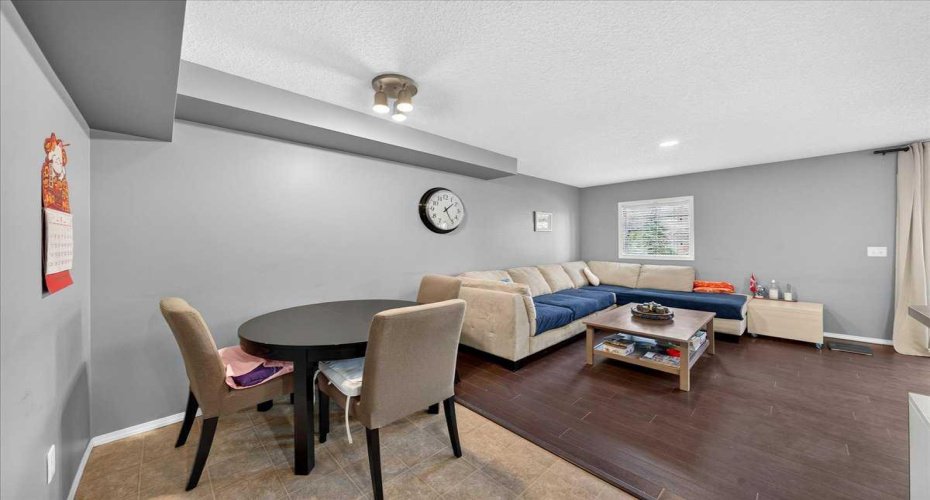 76 Country Village Lane, Calgary, Alberta T3K 0E7, 3 Bedroom Bedrooms, 0 ,4 BathroomBathrooms,Residential,For Sale,Country Village,0,A2327667
