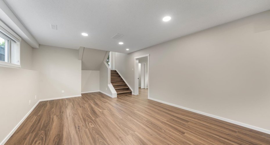 190 Coverdale Road, Calgary, Alberta T3K4J7, 5 Bedroom Bedrooms, 0 ,2 BathroomBathrooms,Residential,For Sale,Coverdale,0,A2327674