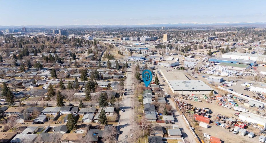 48 Franklin Drive, Calgary, Alberta T2H0T9, 3 Bedroom Bedrooms, 0 ,2 BathroomBathrooms,Residential,For Sale,Franklin,0,A2327683