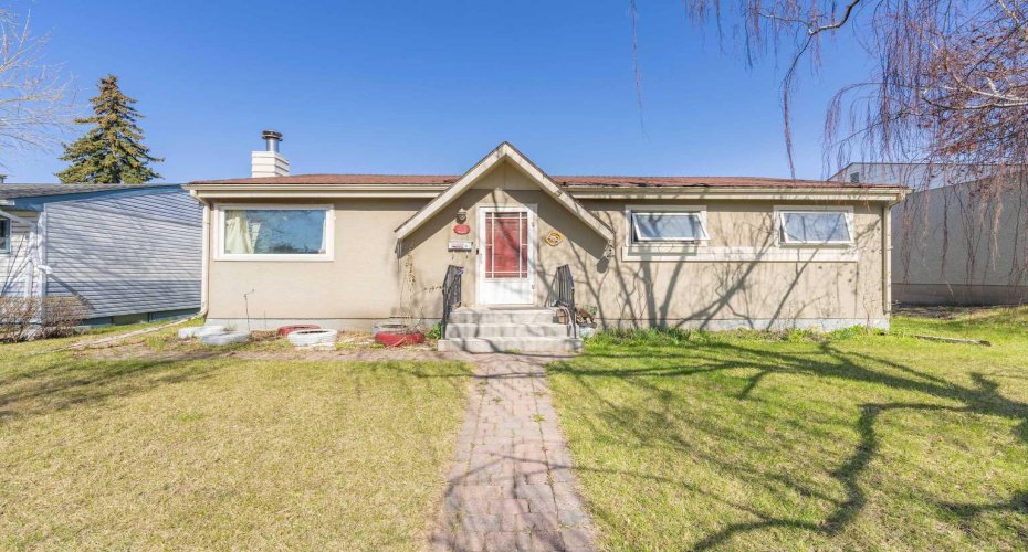 48 Franklin Drive, Calgary, Alberta T2H0T9, 3 Bedroom Bedrooms, 0 ,2 BathroomBathrooms,Residential,For Sale,Franklin,0,A2327683