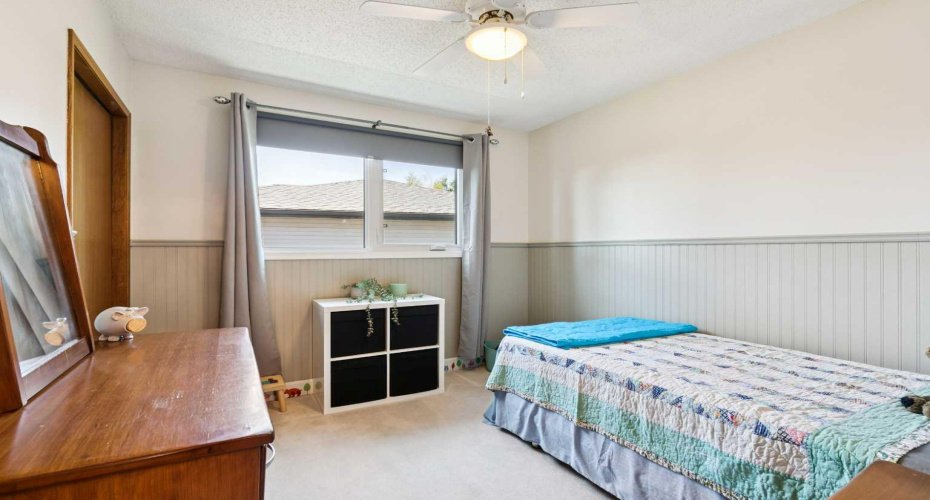 272 Woodfield Road, Calgary, Alberta T2W 3V9, 4 Bedroom Bedrooms, 0 ,4 BathroomBathrooms,Residential,For Sale,Woodfield,0,A2327693