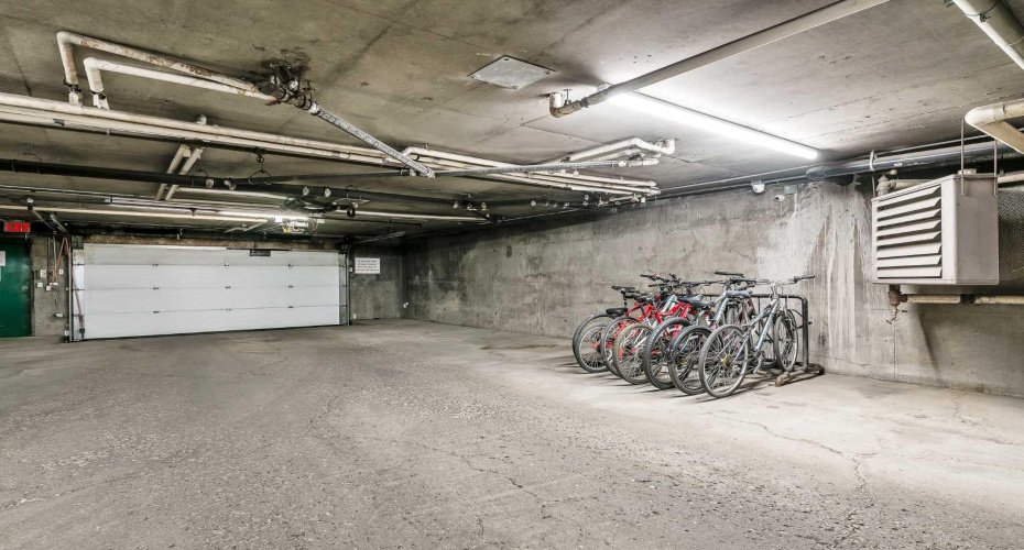 1515 23 Avenue, Calgary, Alberta T2T0T8, 2 Bedroom Bedrooms, 0 ,1 BathroomBathrooms,Residential,For Sale,23,0,A2327701