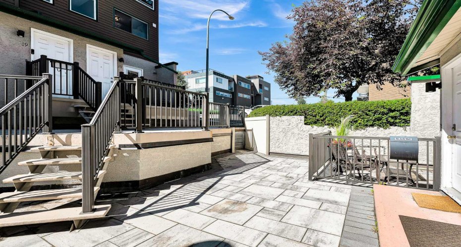 1515 23 Avenue, Calgary, Alberta T2T0T8, 2 Bedroom Bedrooms, 0 ,1 BathroomBathrooms,Residential,For Sale,23,0,A2327701