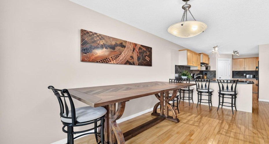 43 Rockmont Court, Calgary, Alberta T3G 5V8, 3 Bedroom Bedrooms, 0 ,4 BathroomBathrooms,Residential,For Sale,Rockmont,0,A2327705