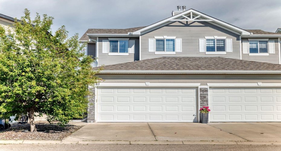43 Rockmont Court, Calgary, Alberta T3G 5V8, 3 Bedroom Bedrooms, 0 ,4 BathroomBathrooms,Residential,For Sale,Rockmont,0,A2327705