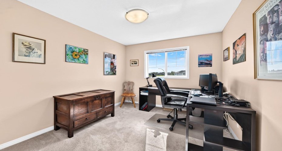 43 Rockmont Court, Calgary, Alberta T3G 5V8, 3 Bedroom Bedrooms, 0 ,4 BathroomBathrooms,Residential,For Sale,Rockmont,0,A2327705