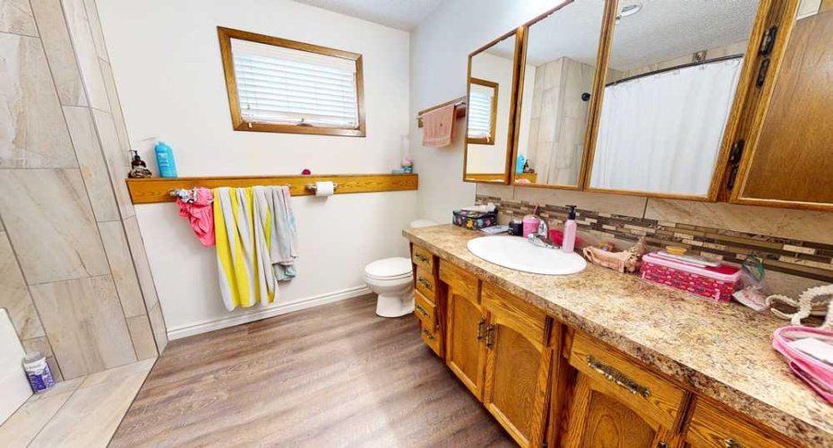 1147 Laundry/Bath Lower