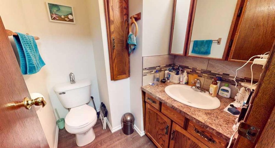 1147 2 pc Bath