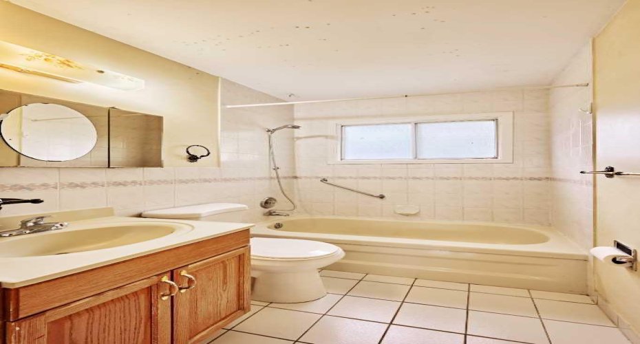 Full Bath