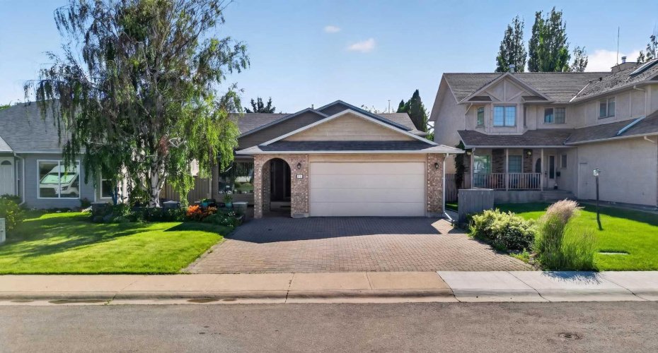 50 Sherwood Crescent, Lethbridge, Alberta T1K 6G3, 4 Bedroom Bedrooms, 0 ,3 BathroomBathrooms,Residential,For Sale,Sherwood,0,A2327722