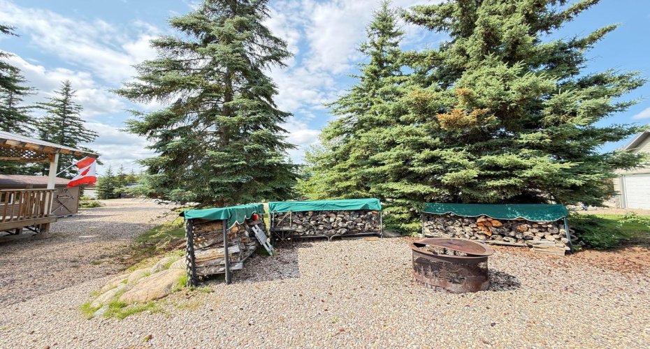 724 Spruce Street, Lac Des Iles, Saskatchewan S0M 1A0, 0 , 0 ,0,Land,For Sale,Spruce,0,A2327751