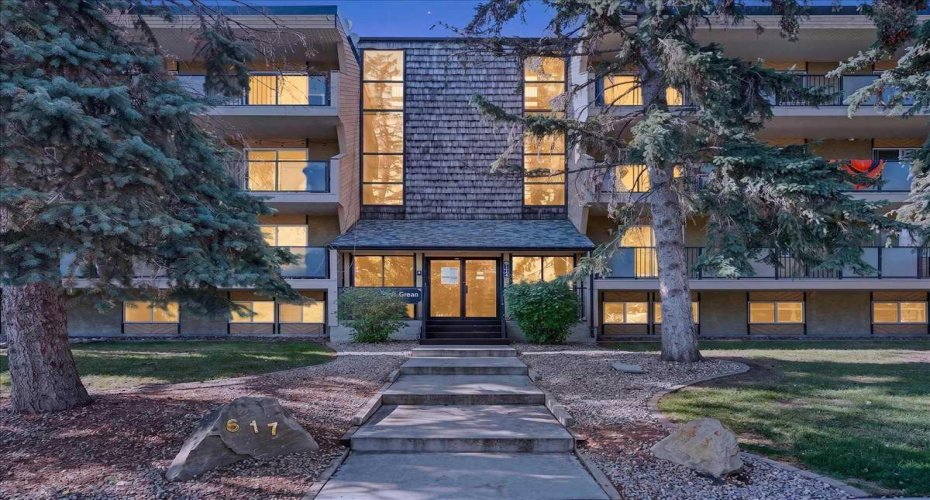 617 56 Avenue, Calgary, Alberta T2V 0G9, 1 Bedroom Bedrooms, 0 ,1 BathroomBathrooms,Residential,For Sale,56,0,A2327752