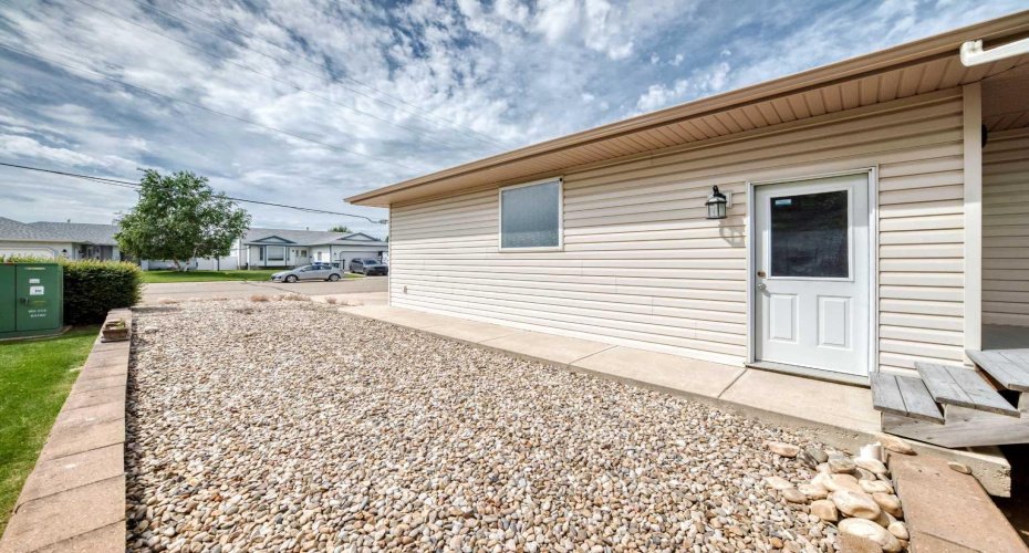 4405 48 Street, Innisfail, Alberta T4G 1P3, 4 Bedroom Bedrooms, 0 ,3 BathroomBathrooms,Residential,For Sale,48,0,A2327772