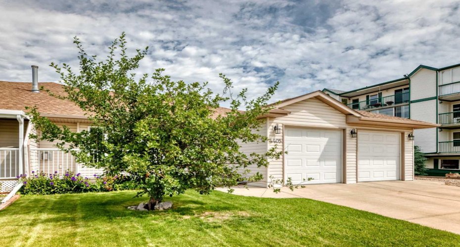 4405 48 Street, Innisfail, Alberta T4G 1P3, 4 Bedroom Bedrooms, 0 ,3 BathroomBathrooms,Residential,For Sale,48,0,A2327772