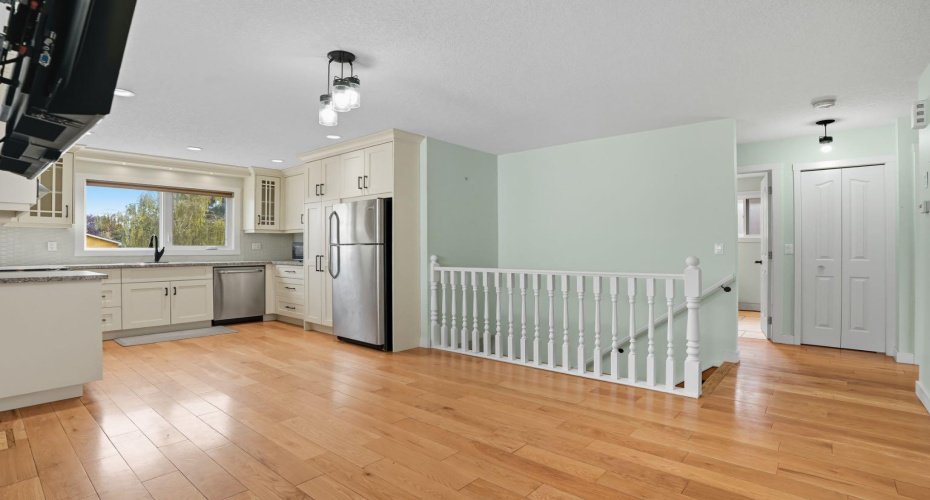 108 Falchurch Crescent, Calgary, Alberta T3J 1K1, 4 Bedroom Bedrooms, 0 ,3 BathroomBathrooms,Residential,For Sale,Falchurch,0,A2327793