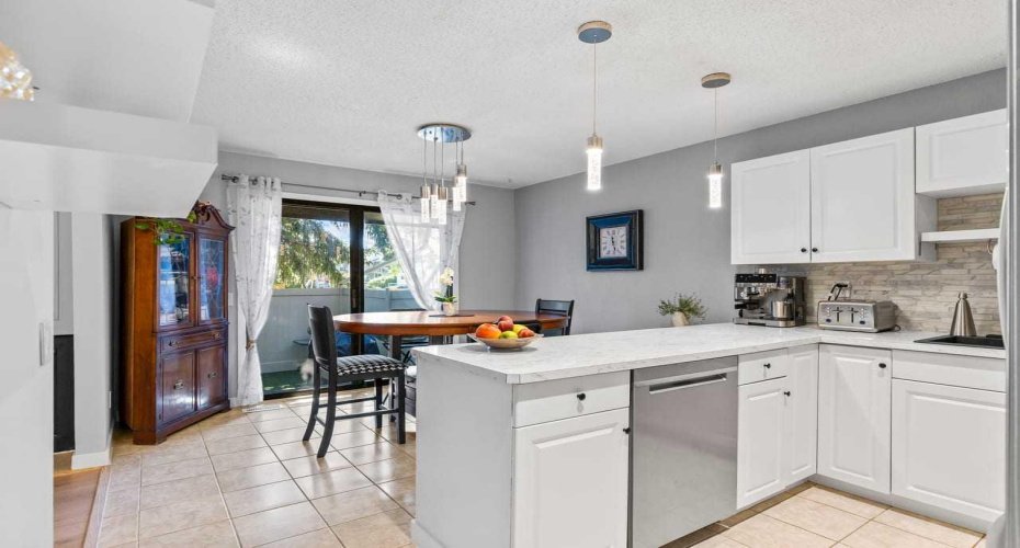 10001 Brookpark Boulevard, Calgary, Alberta T2W 3E3, 3 Bedroom Bedrooms, 0 ,3 BathroomBathrooms,Residential,For Sale,Brookpark,0,A2327810