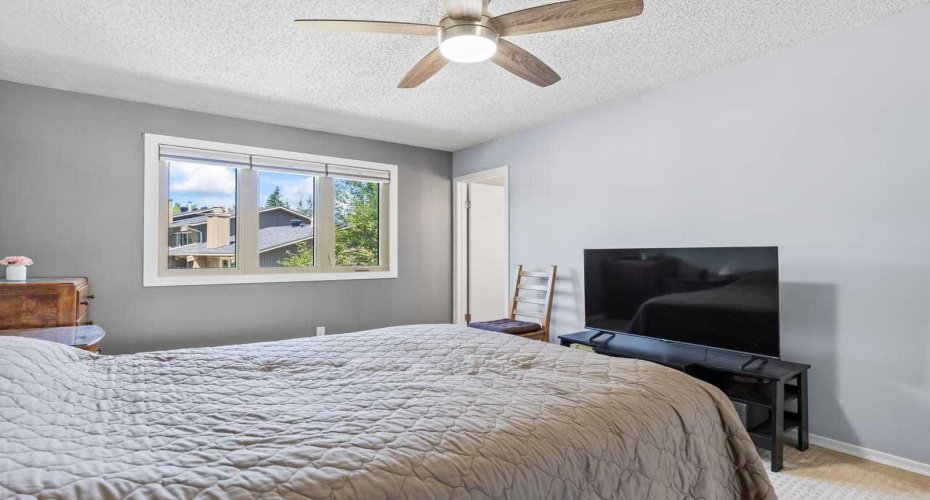 10001 Brookpark Boulevard, Calgary, Alberta T2W 3E3, 3 Bedroom Bedrooms, 0 ,3 BathroomBathrooms,Residential,For Sale,Brookpark,0,A2327810