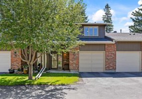 10001 Brookpark Boulevard, Calgary, Alberta T2W 3E3, 3 Bedroom Bedrooms, 0 ,3 BathroomBathrooms,Residential,For Sale,Brookpark,0,A2327810