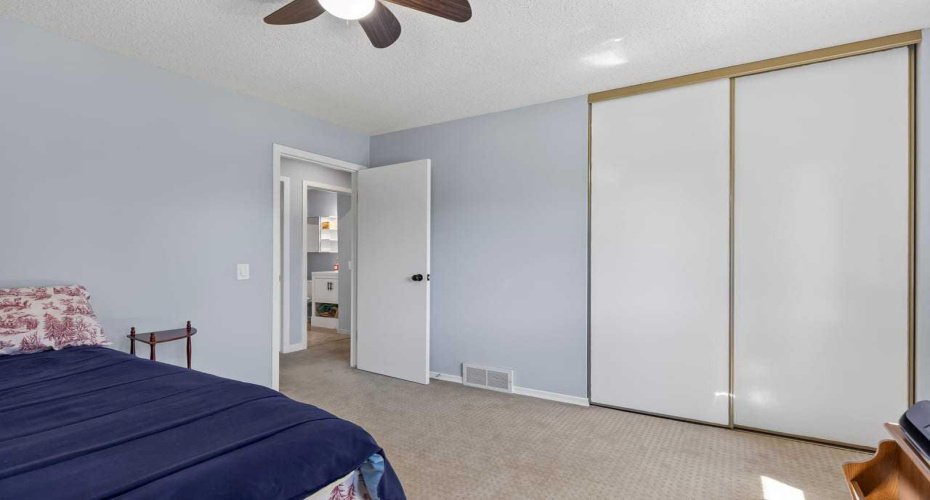 10001 Brookpark Boulevard, Calgary, Alberta T2W 3E3, 3 Bedroom Bedrooms, 0 ,3 BathroomBathrooms,Residential,For Sale,Brookpark,0,A2327810