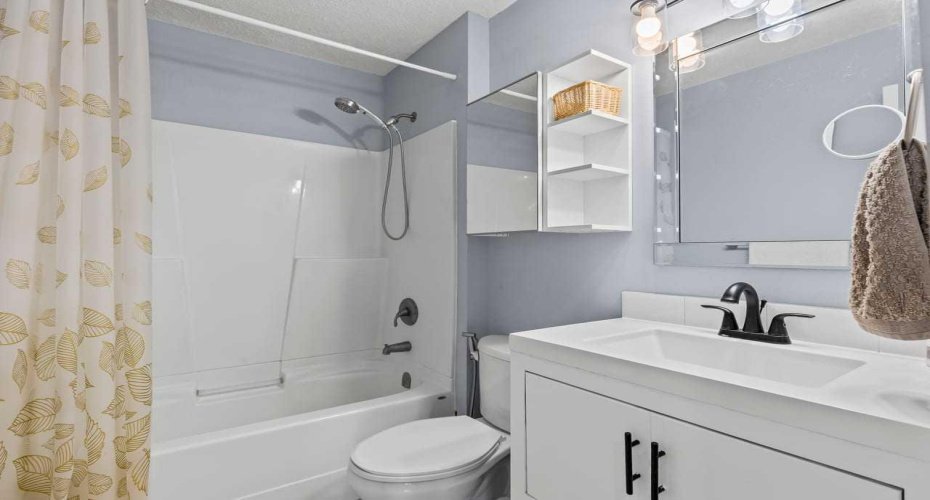10001 Brookpark Boulevard, Calgary, Alberta T2W 3E3, 3 Bedroom Bedrooms, 0 ,3 BathroomBathrooms,Residential,For Sale,Brookpark,0,A2327810