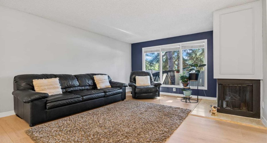 10001 Brookpark Boulevard, Calgary, Alberta T2W 3E3, 3 Bedroom Bedrooms, 0 ,3 BathroomBathrooms,Residential,For Sale,Brookpark,0,A2327810