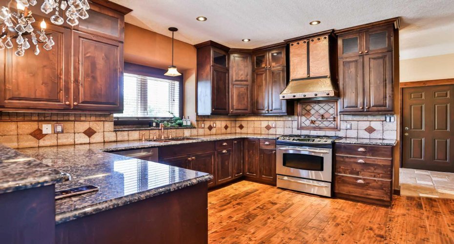 205019 Twp Rd 6-1B, Raymond, Alberta T0K 2S0, 5 Bedroom Bedrooms, 0 ,4 BathroomBathrooms,Residential,For Sale,Twp Rd 6-1B,0,A2327818