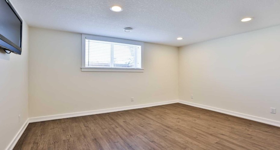 205019 Twp Rd 6-1B, Raymond, Alberta T0K 2S0, 5 Bedroom Bedrooms, 0 ,4 BathroomBathrooms,Residential,For Sale,Twp Rd 6-1B,0,A2327818
