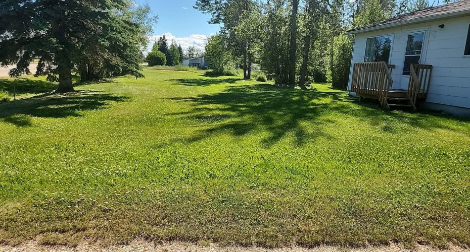 19 1st Avenue SW, Joussard, Alberta T0G 1J0, 3 Bedroom Bedrooms, 0 ,1 BathroomBathrooms,Residential,For Sale,SW,0,A2327823