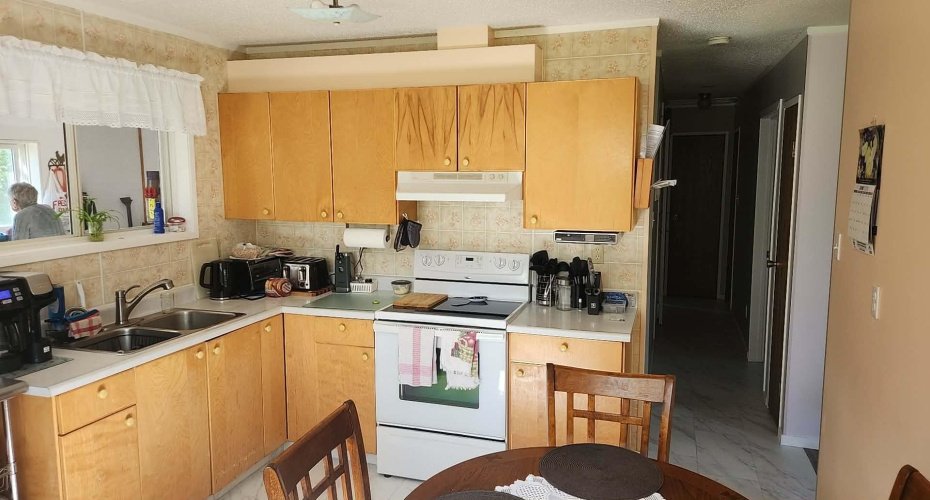 19 1st Avenue SW, Joussard, Alberta T0G 1J0, 3 Bedroom Bedrooms, 0 ,1 BathroomBathrooms,Residential,For Sale,SW,0,A2327823