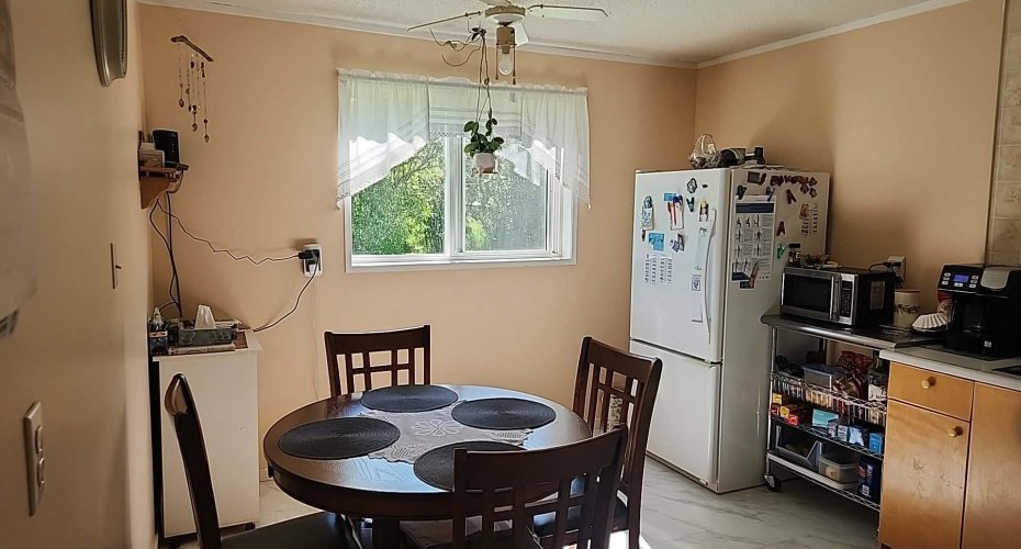 kitchen dining area