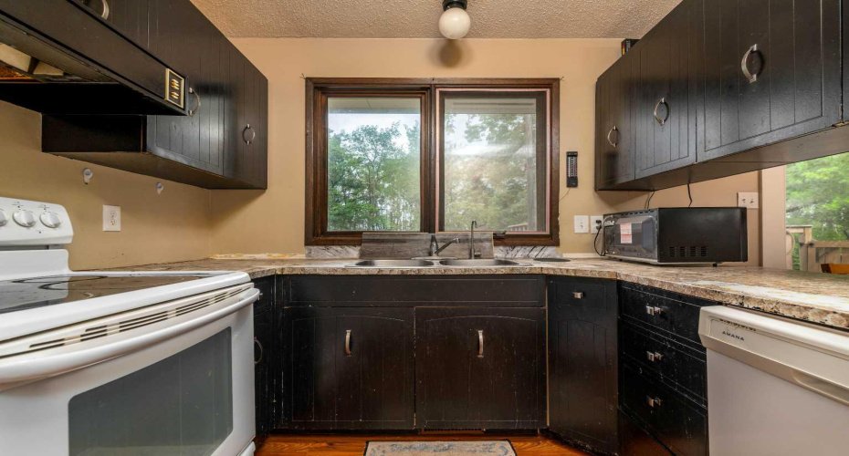 108 3 Avenue, Neilburg, Saskatchewan S0M 2C0, 4 Bedroom Bedrooms, 0 ,2 BathroomBathrooms,Residential,For Sale,3,0,A2327828