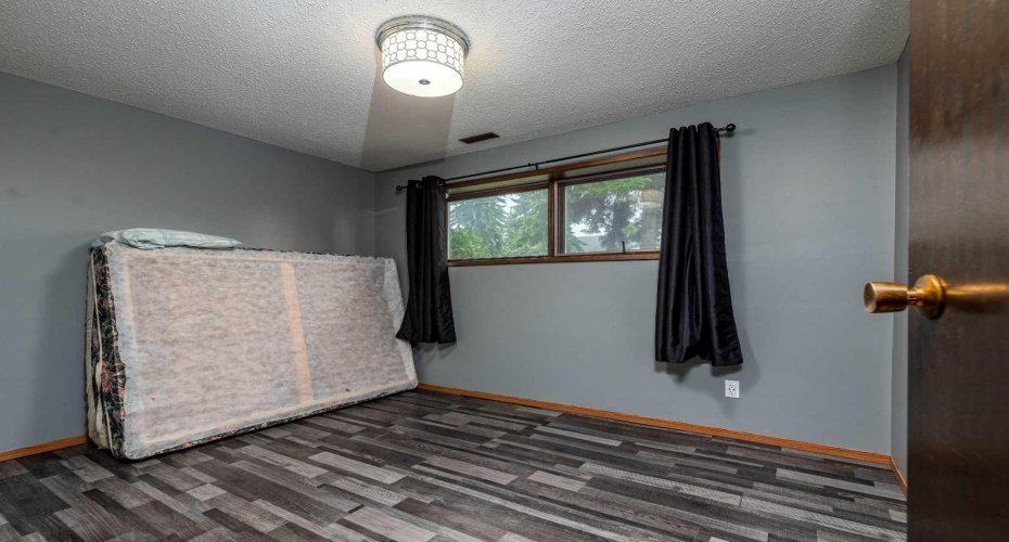 108 3 Avenue, Neilburg, Saskatchewan S0M 2C0, 4 Bedroom Bedrooms, 0 ,2 BathroomBathrooms,Residential,For Sale,3,0,A2327828