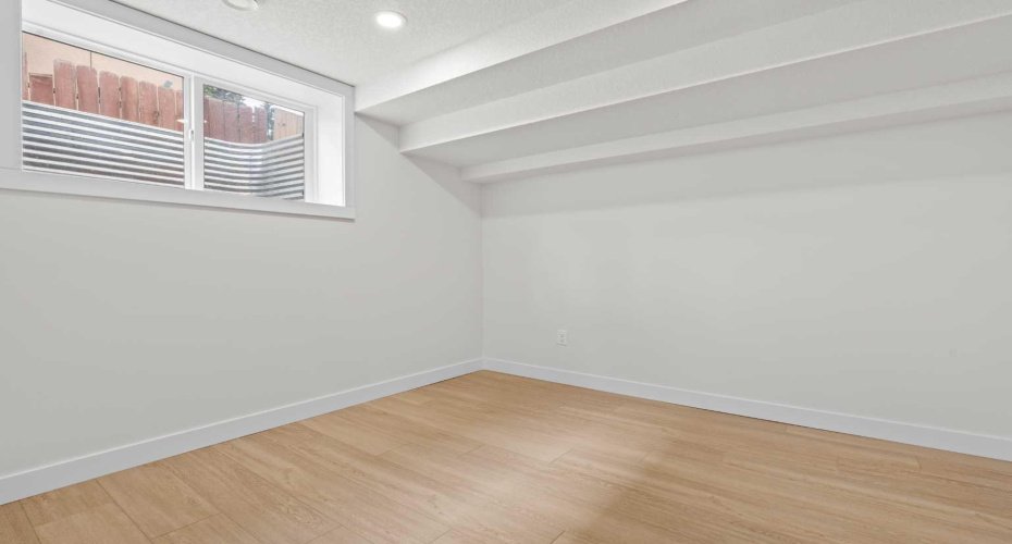 3020 15 Avenue, Calgary, Alberta T3C 0Y6, 3 Bedroom Bedrooms, 0 ,3 BathroomBathrooms,Residential,For Sale,15,0,A2327829