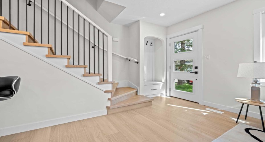 3020 15 Avenue, Calgary, Alberta T3C 0Y6, 3 Bedroom Bedrooms, 0 ,3 BathroomBathrooms,Residential,For Sale,15,0,A2327829