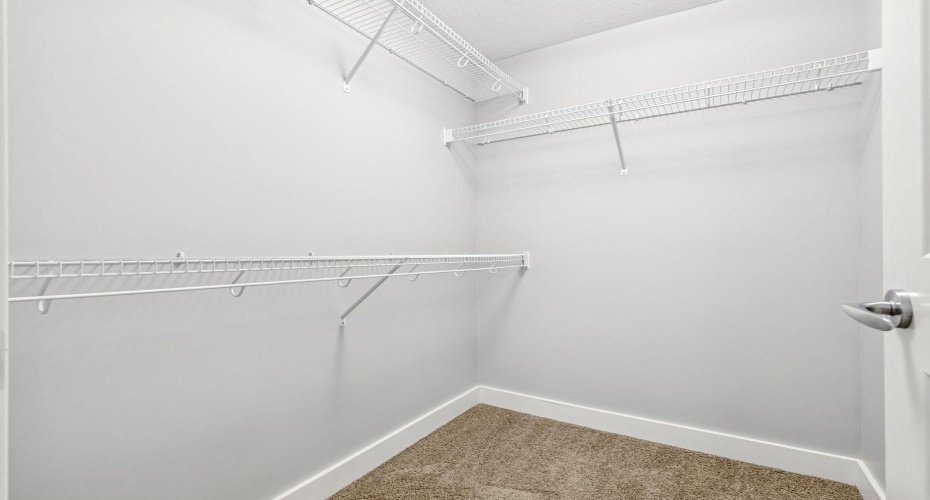 Walk-in Closet - Bedroom #5