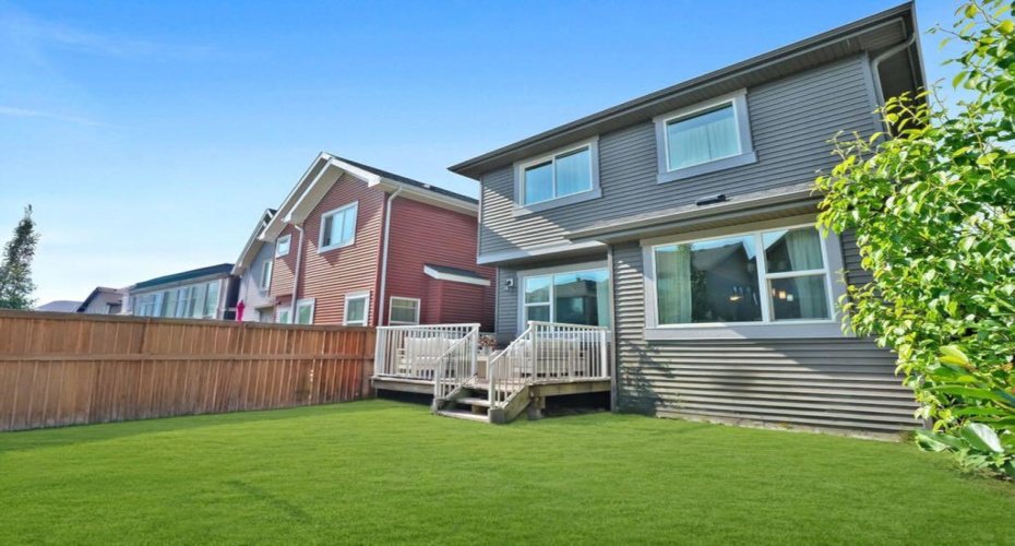 48 Sundown Common, Cochrane, Alberta T4C 2M9, 3 Bedrooms Bedrooms, ,3 BathroomsBathrooms,Residential,For Sale,Sundown,A2327842