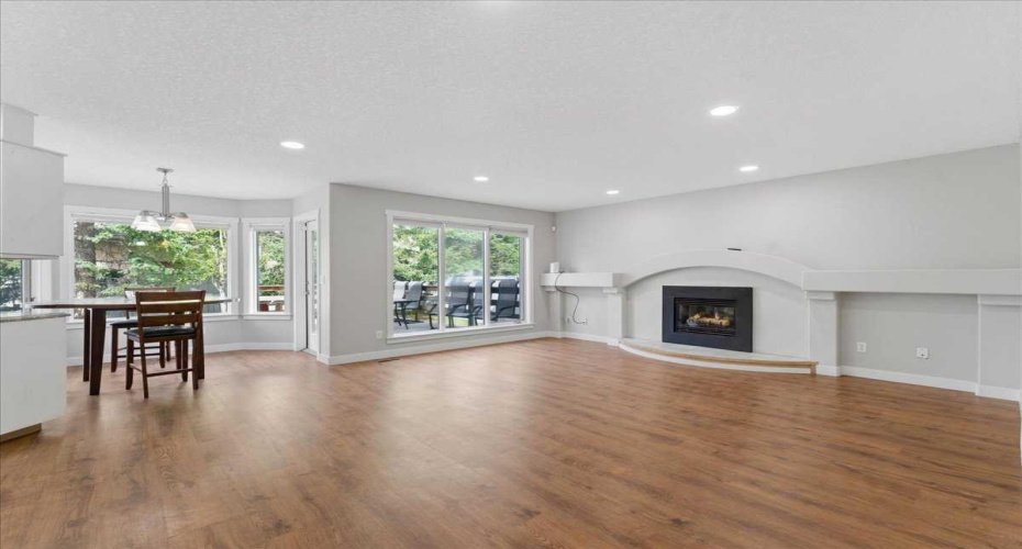 13919 Evergreen Street, Calgary, Alberta T2Y2X4, 4 Bedroom Bedrooms, 0 ,4 BathroomBathrooms,Residential,For Sale,Evergreen,0,A2327846