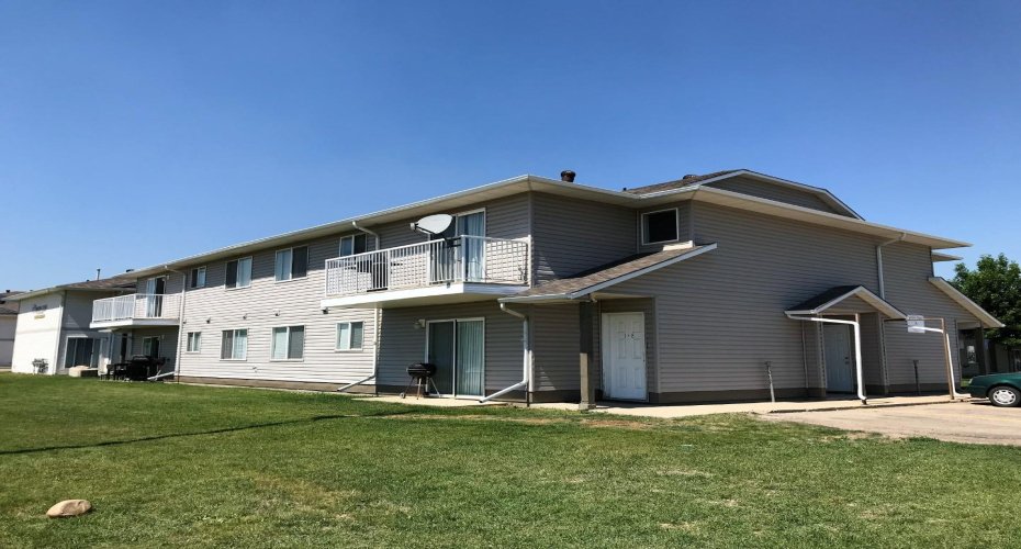 11018 106 Avenue, Grande Prairie, Alberta T8V 7T3, 2 Bedroom Bedrooms, 0 ,1 BathroomBathrooms,Residential,For Sale,106,0,A2327847