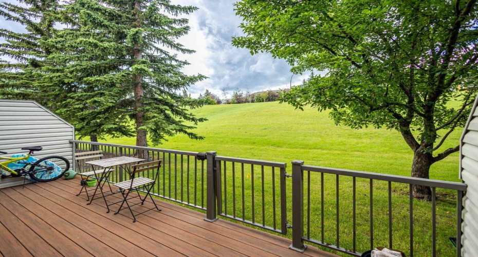17 Patina Park, Calgary, Alberta T3H 3E1, 3 Bedroom Bedrooms, 0 ,2 BathroomBathrooms,Residential,For Sale,Patina,0,A2327853