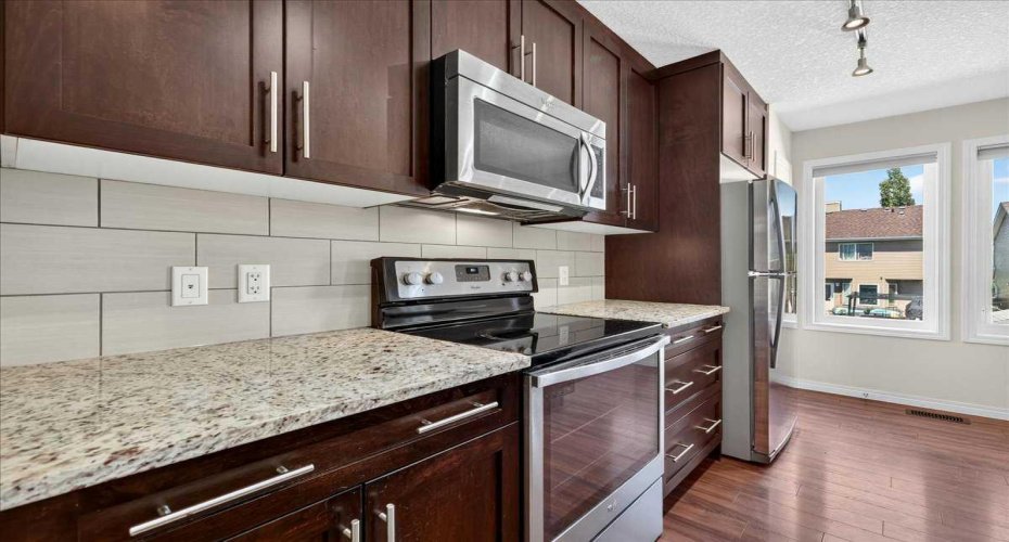 604 Auburn Bay Square, Calgary, Alberta T3M 0Y9, 2 Bedroom Bedrooms, 0 ,3 BathroomBathrooms,Residential,For Sale,Auburn Bay,0,A2327868
